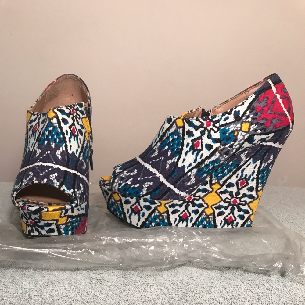 Colorful wedges by Steve Madden